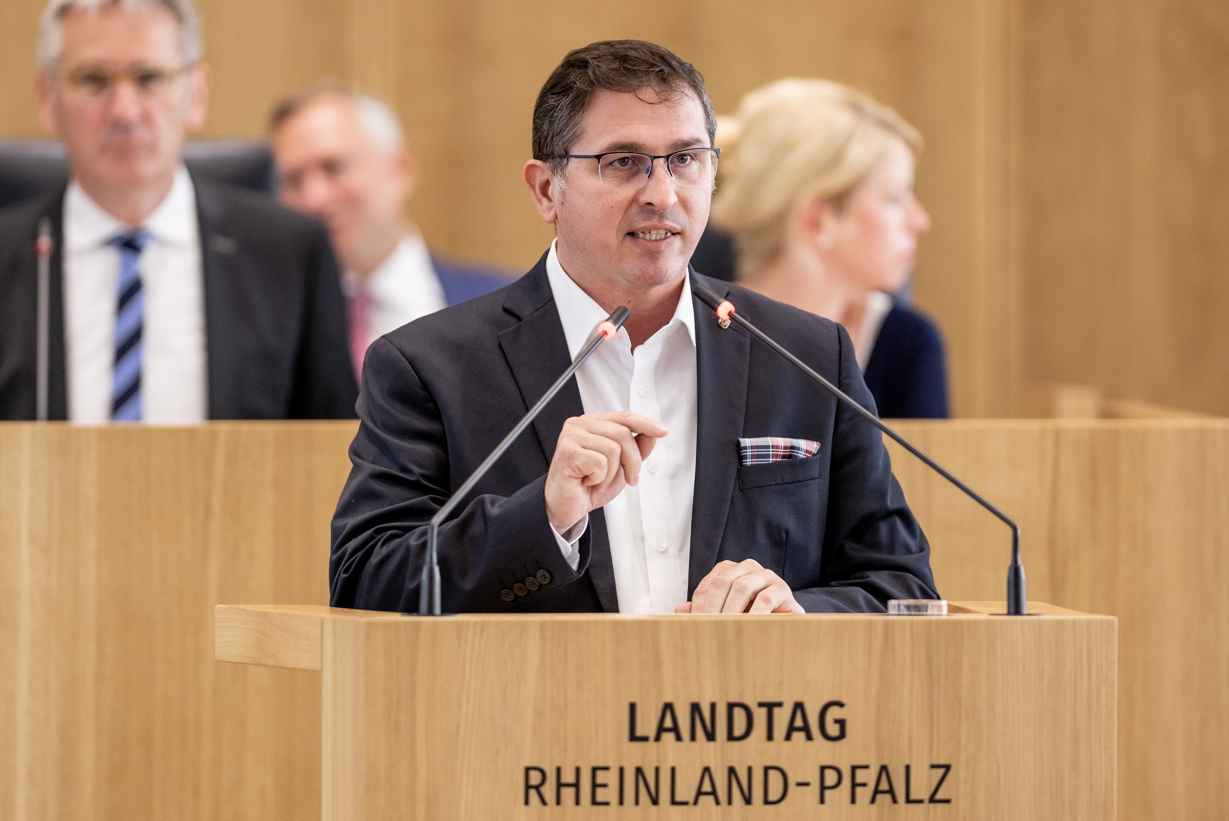 Patrick Kunz - FREIE WÄHLER -Landtagsabgeordneter in  Rheinland-Pfalz, aufgenommen während der Debatte am 21.06.2023